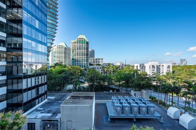 2678 Tigertail Avenue 413, Miami, FL 33133