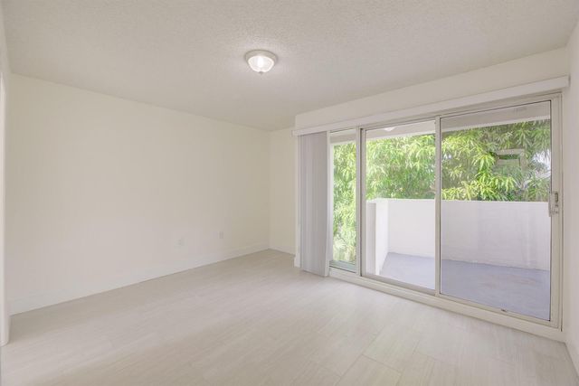 2100 Brickell Avenue 406, Miami, FL 33129