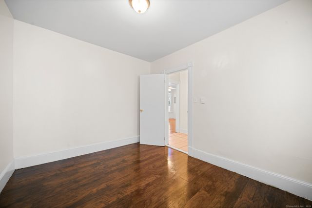 215 Woodlawn Terrace, Waterbury, CT 06710