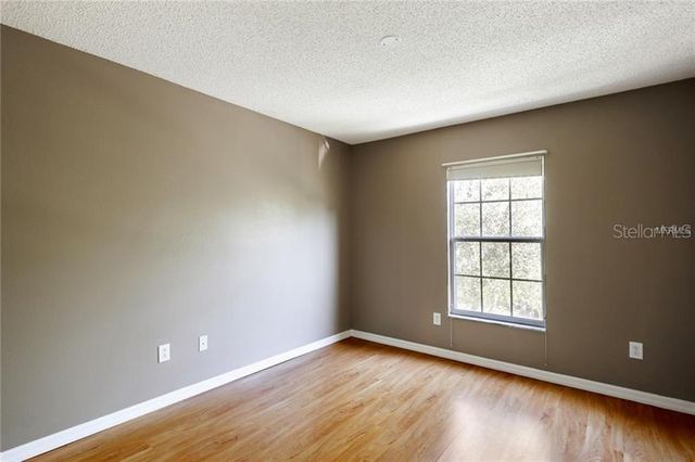 8008 SUTTON TERRACE LANE, Tampa, FL 33615