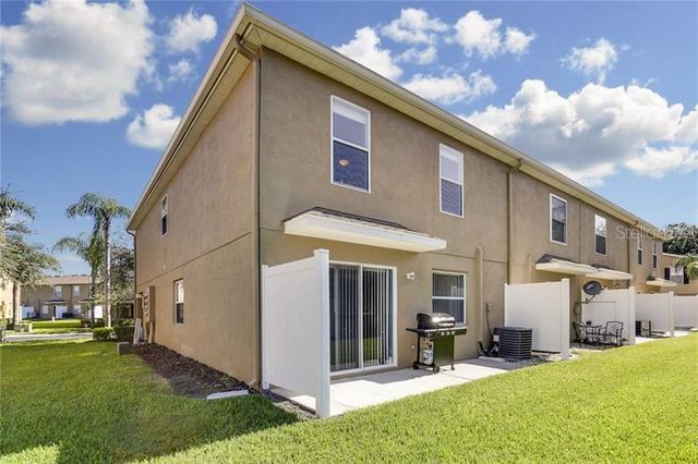 8008 SUTTON TERRACE LANE, Tampa, FL 33615