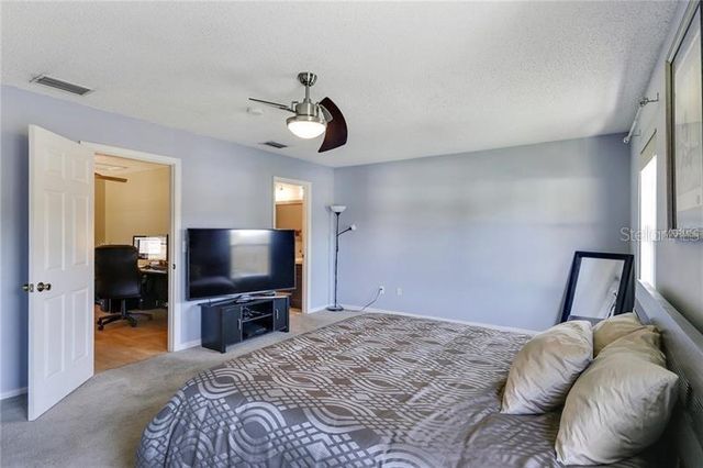 8008 SUTTON TERRACE LANE, Tampa, FL 33615