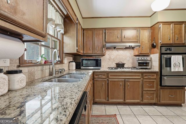 6650 Corico Way, Fairburn, GA 30213