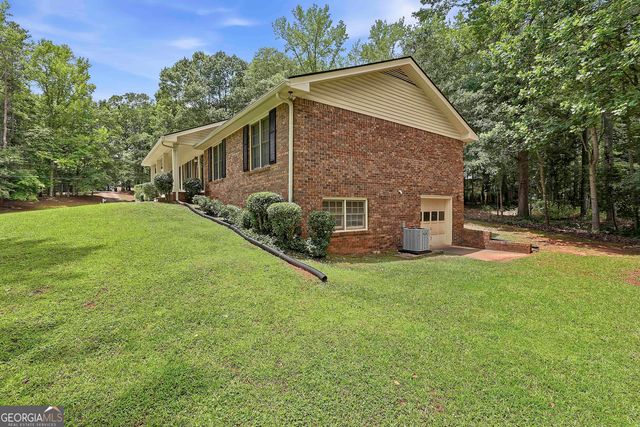 6650 Corico Way, Fairburn, GA 30213