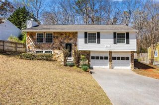 894 Traymore Drive, Norcross, GA 30093