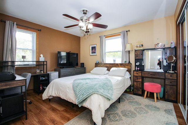 4827 E 1040 N, Demotte, IN 46310