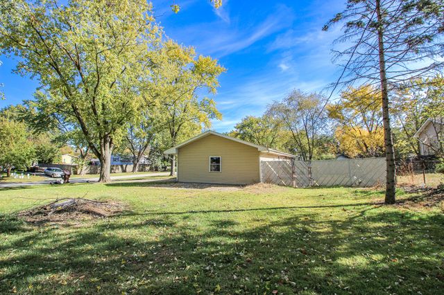 4827 E 1040 N, Demotte, IN 46310