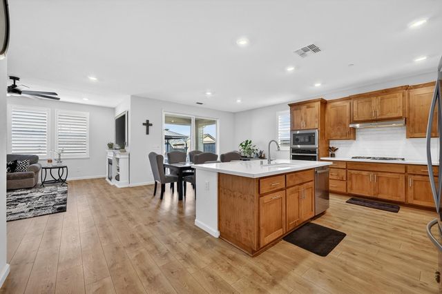 510 Cabrillo Ct, Lincoln, CA 95648