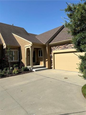 14120 S Summit Street, Olathe, KS 66062