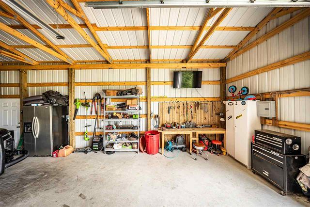 93 NE Simmons Cir, Fletcher, OK 73541