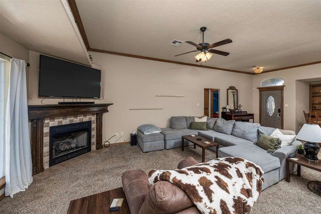 93 NE Simmons Cir, Fletcher, OK 73541