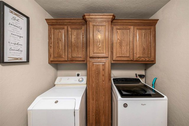93 NE Simmons Cir, Fletcher, OK 73541