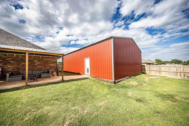93 NE Simmons Cir, Fletcher, OK 73541
