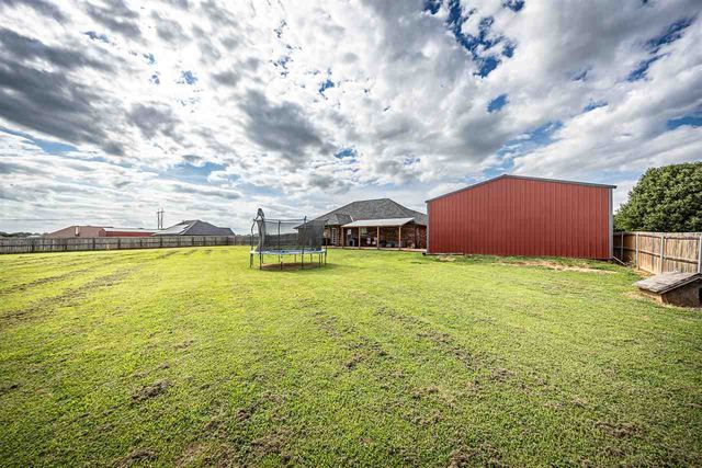 93 NE Simmons Cir, Fletcher, OK 73541