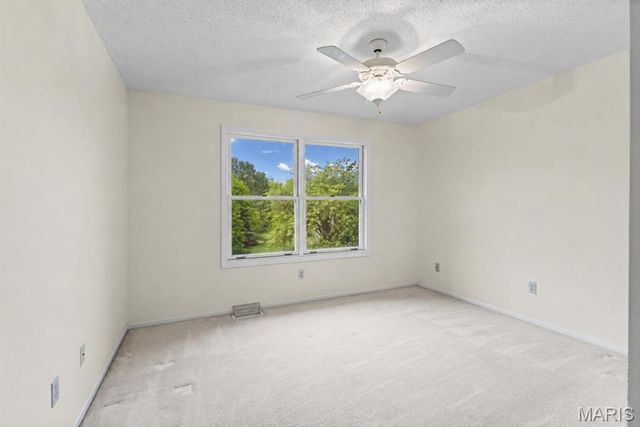 2400 Federalist Place, O'fallon, MO 63368