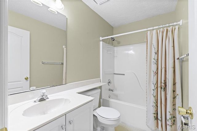 2400 Federalist Place, O'fallon, MO 63368