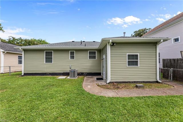 1235 Summit AVE, Portsmouth, VA 23704