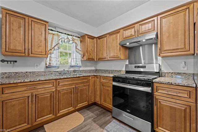 1235 Summit AVE, Portsmouth, VA 23704