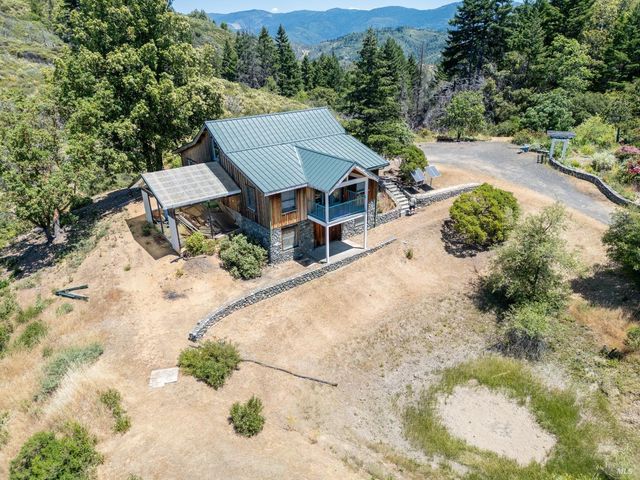 19155 Scenic Dr, Redwood Valley, CA 95470