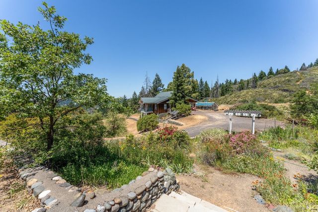 19155 Scenic Dr, Redwood Valley, CA 95470