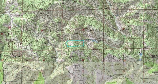 19155 Scenic Dr, Redwood Valley, CA 95470