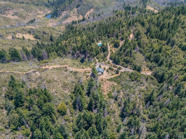 19155 Scenic Dr, Redwood Valley, CA 95470