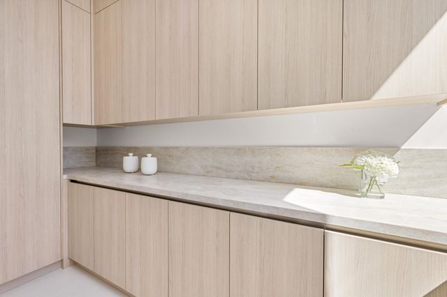 1051 NE 2nd Terrace, Boca Raton, FL 33432