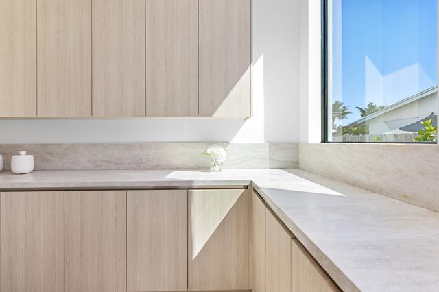 1051 NE 2nd Terrace, Boca Raton, FL 33432