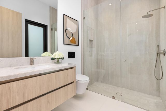 1051 NE 2nd Terrace, Boca Raton, FL 33432