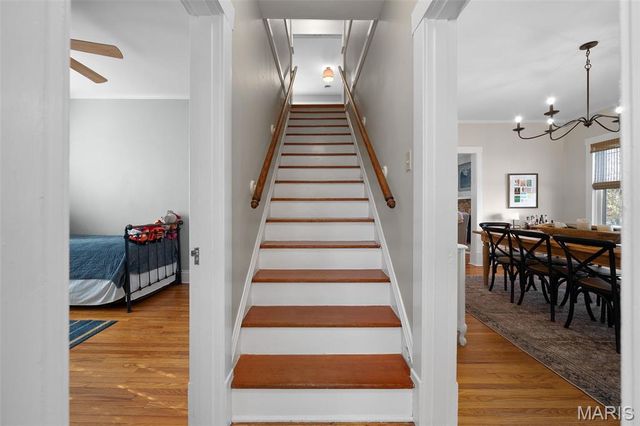 716 N Kirkwood Road, Kirkwood, MO 63122