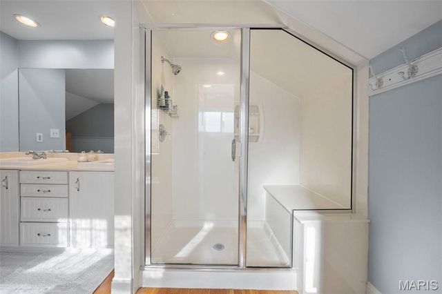 716 N Kirkwood Road, Kirkwood, MO 63122