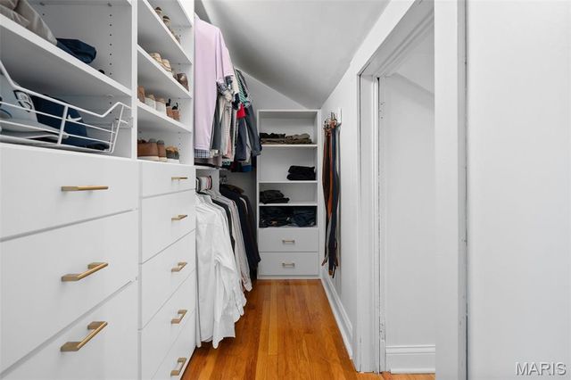 716 N Kirkwood Road, Kirkwood, MO 63122