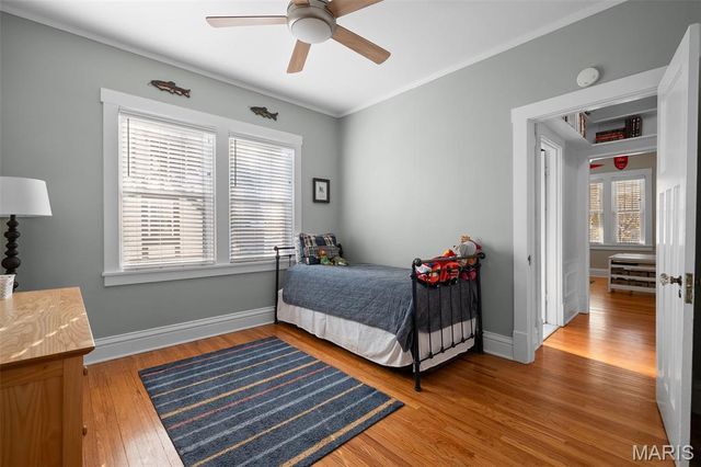 716 N Kirkwood Road, Kirkwood, MO 63122