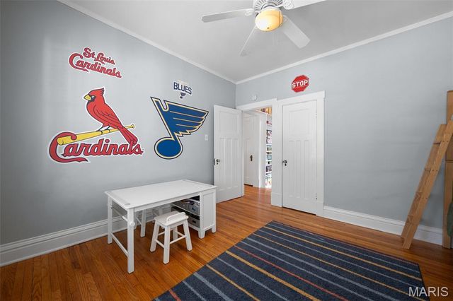 716 N Kirkwood Road, Kirkwood, MO 63122