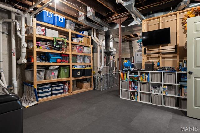 716 N Kirkwood Road, Kirkwood, MO 63122