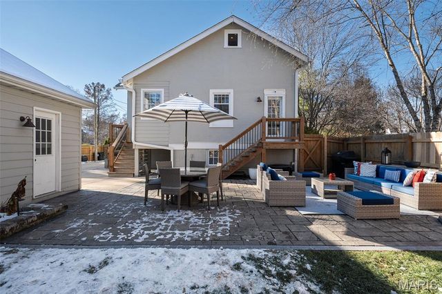 716 N Kirkwood Road, Kirkwood, MO 63122