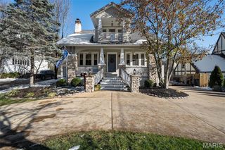 716 N Kirkwood Road, Kirkwood, MO 63122