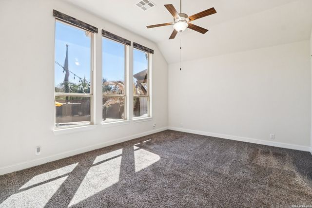 988 Carriage Loop, New Braunfels, TX 78132