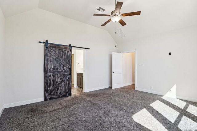 988 Carriage Loop, New Braunfels, TX 78132