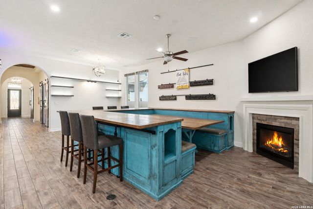 988 Carriage Loop, New Braunfels, TX 78132