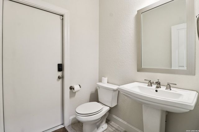 988 Carriage Loop, New Braunfels, TX 78132