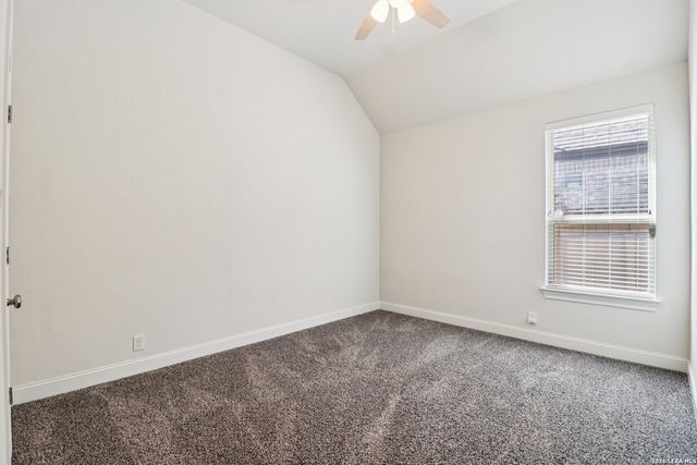 988 Carriage Loop, New Braunfels, TX 78132