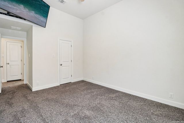 988 Carriage Loop, New Braunfels, TX 78132