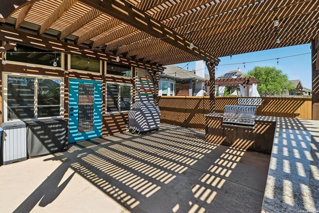 988 Carriage Loop, New Braunfels, TX 78132