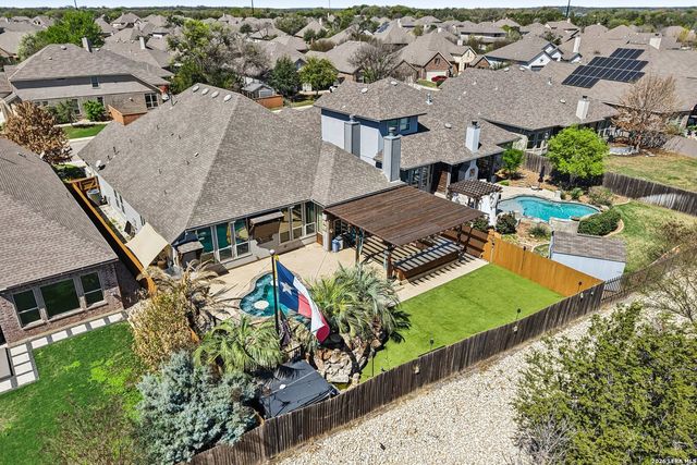 988 Carriage Loop, New Braunfels, TX 78132