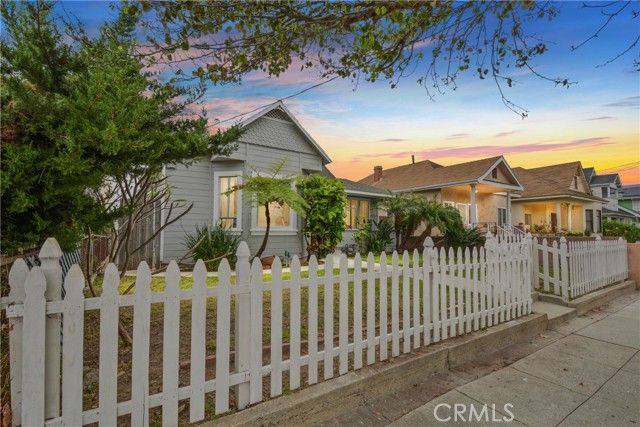 331 W 10th Street, San Pedro (los Angeles), CA 90731