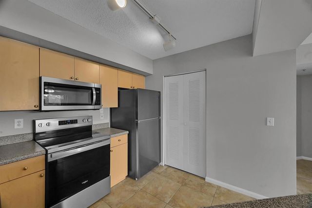 3638 NW MEDITERRANEAN Lane 208, Jensen Beach, FL 34957