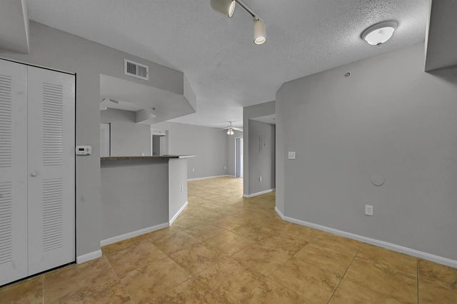 3638 NW MEDITERRANEAN Lane 208, Jensen Beach, FL 34957