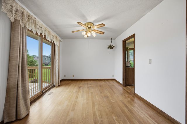 6820 Boulder Drive NW, Cedar Rapids, IA 52405