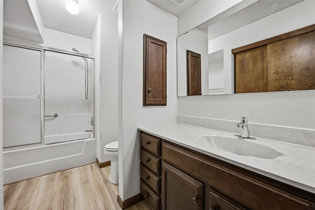 6820 Boulder Drive NW, Cedar Rapids, IA 52405